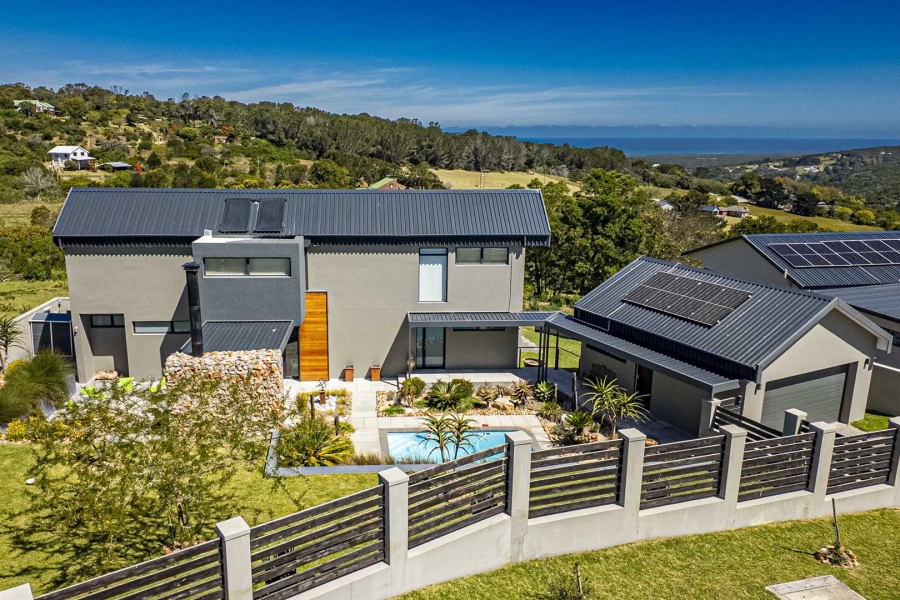 4 Bedroom Property for Sale in Kragga Kamma Eastern Cape